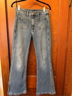 GAP Light Wash Women's Flare Jeans